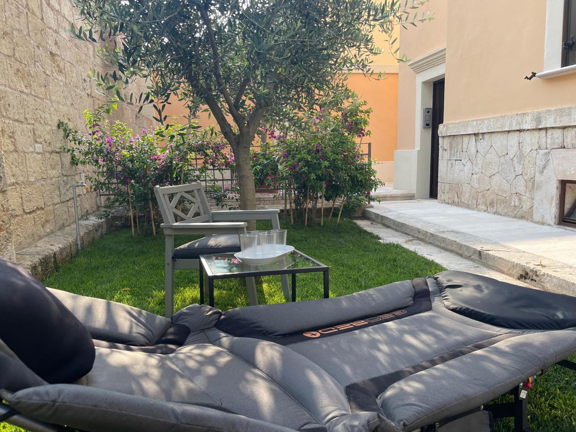 Hotel Palazzo Pitagora à Tarente Extérieur photo