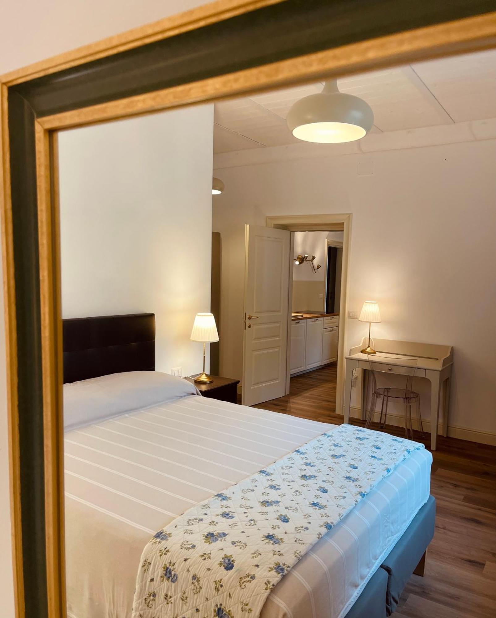 Hotel Palazzo Pitagora à Tarente Extérieur photo