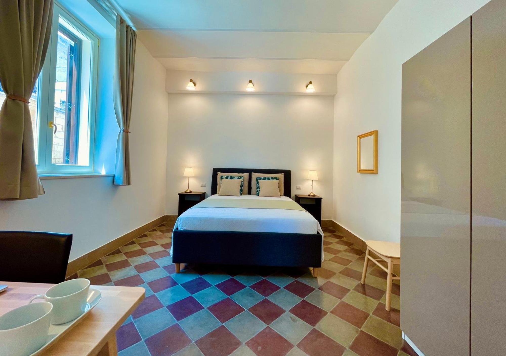 Hotel Palazzo Pitagora à Tarente Extérieur photo