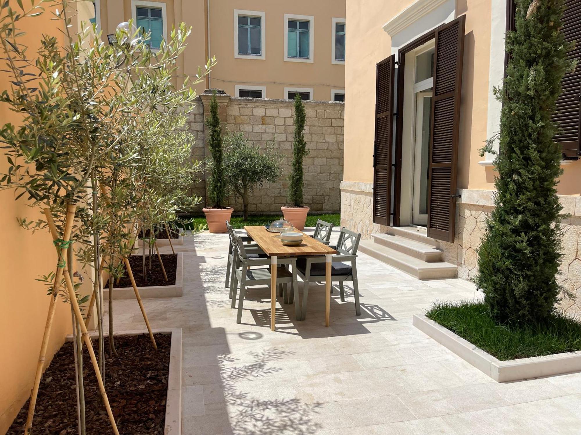 Hotel Palazzo Pitagora à Tarente Extérieur photo