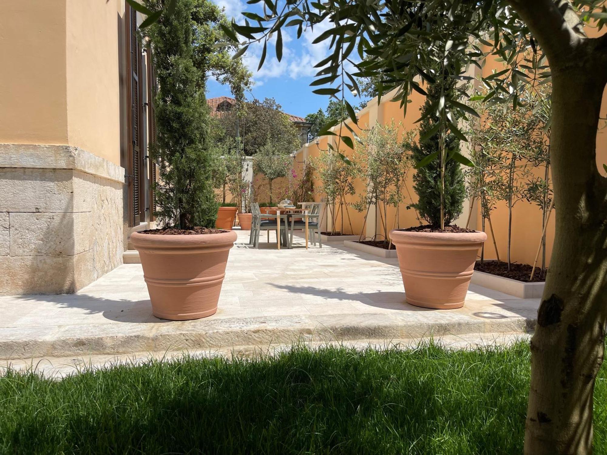 Hotel Palazzo Pitagora à Tarente Extérieur photo